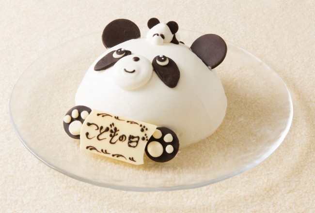 可愛らしいパンダの親子ケーキ