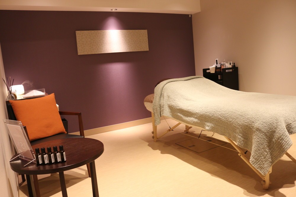 エステはゆったりした部屋で受けられる