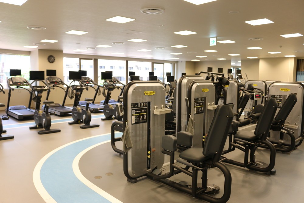 シンワメディカルフィットネスにはイタリアのフィットネスマシンを使ったトレーニングを受けることができる