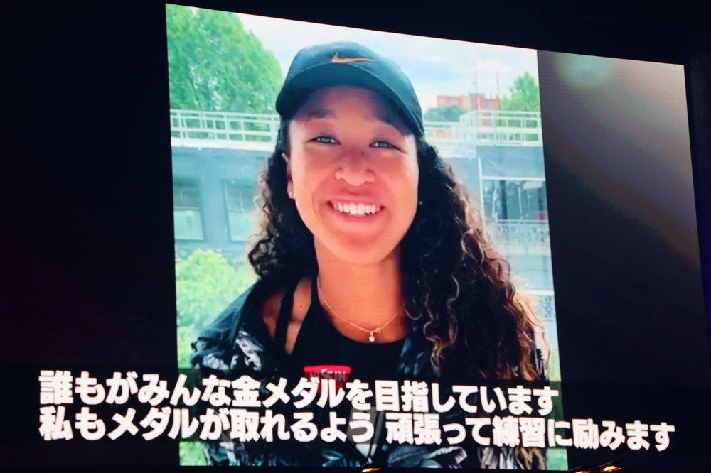 最優秀賞のテニス・大坂なおみ選手はビデオメッセージで登場