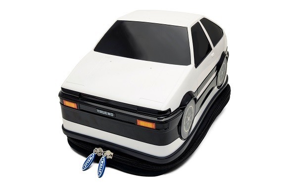 トヨタ「ハチロク」が子ども用バックパックに