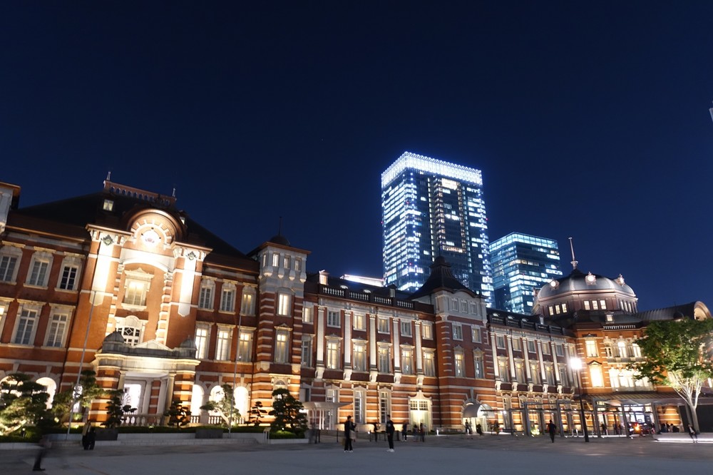 東京駅に新国立競技場、築地本願寺も　建築家・三村大介氏とタクシーで巡るツアー