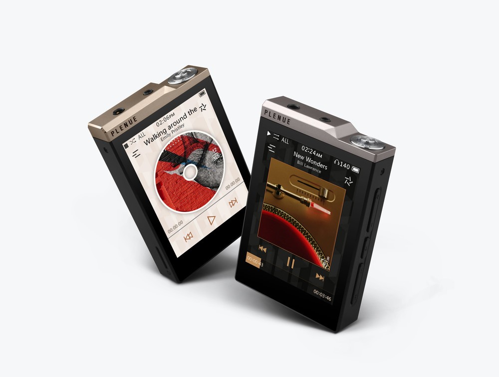 2.5mmバランス端子やDSDネイティブ再生対応　デジタルオーディオプレーヤー