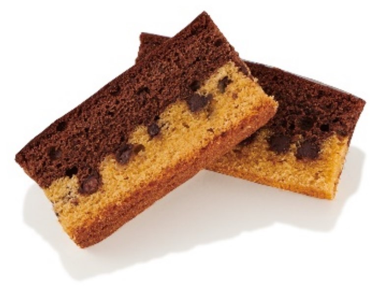 ケーキ仕立ての「カントリーマアムのバトン」