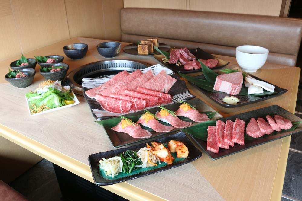 にくTATSU銀座店で提供されるメニュー