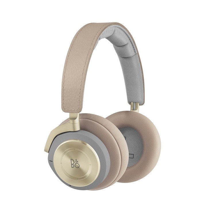 アクティブノイキャン搭載ワイヤレスヘッドホン　連続再生時間25時間に