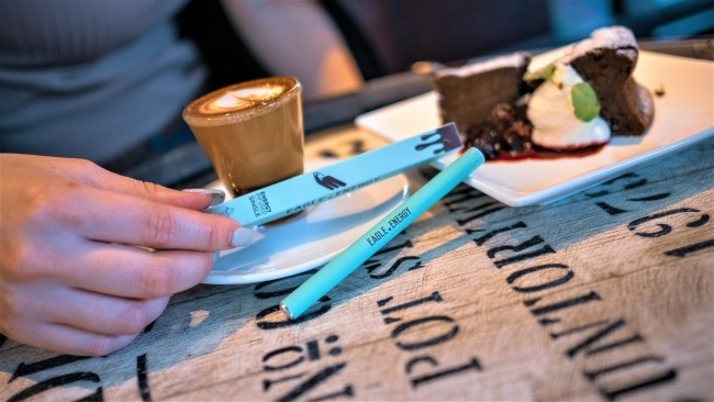 「吸うエナジードリンク」にチョコミント味　先行発売では3000個売り切れ