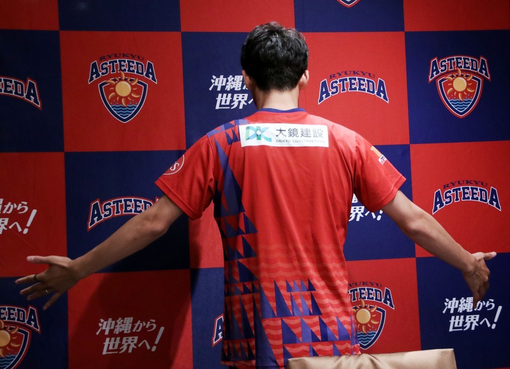 この日はまだ背番号と名前の印字はなかった