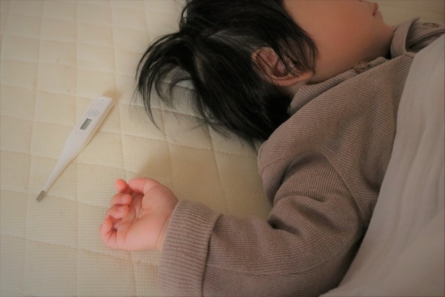 子が高熱でダウンも夫「飲み会行きたい」　「接待ならOK」「許すわけない」ネット大激論