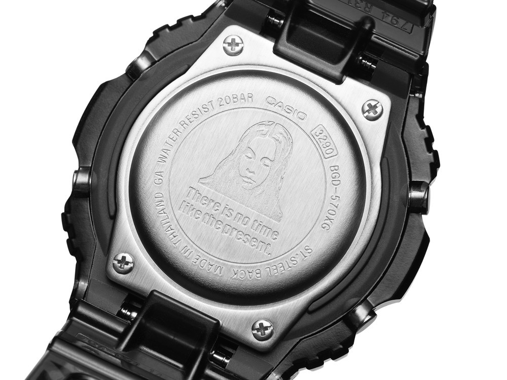 X-girlのシンボルであるフェイスロゴデザイン