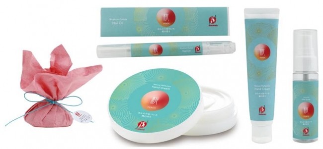 「まかないこすめ」から季節限定　「ほんのり色づいた桃の香り」シリーズ