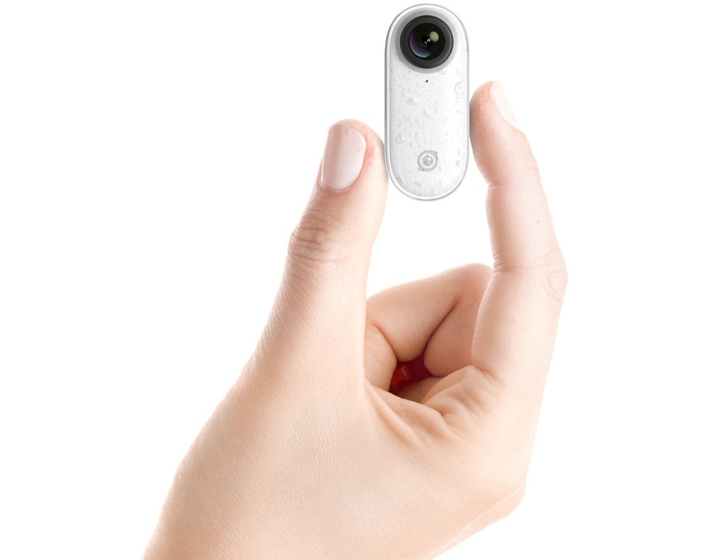 重さ18グラムのコンパクトさ　強力な手ブレ補正備えたアクションカメラ