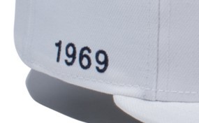 GAPとNew Eraが世界初コラボ！
