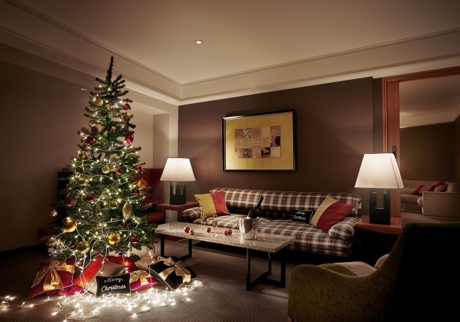 美しく飾られたスイートルームでシャンパーニュ　クリスマス宿泊プラン