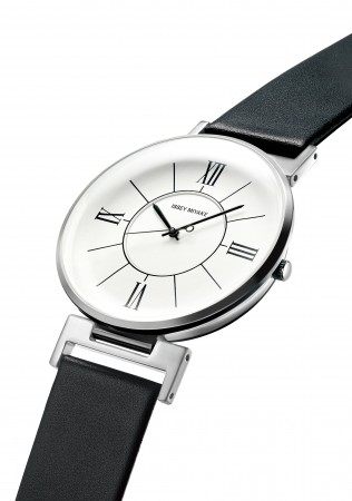 「ISSEY MIYAKE WATCH」のニューモデル「U」
