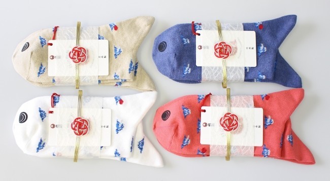 福助「目出鯛靴下」　縁起の良いデザインとカラー