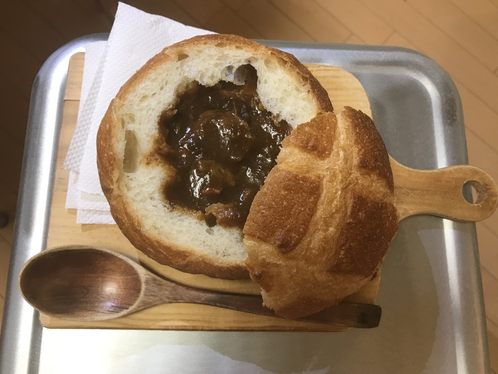 鈴木さんが作った見本のシチューポットパン