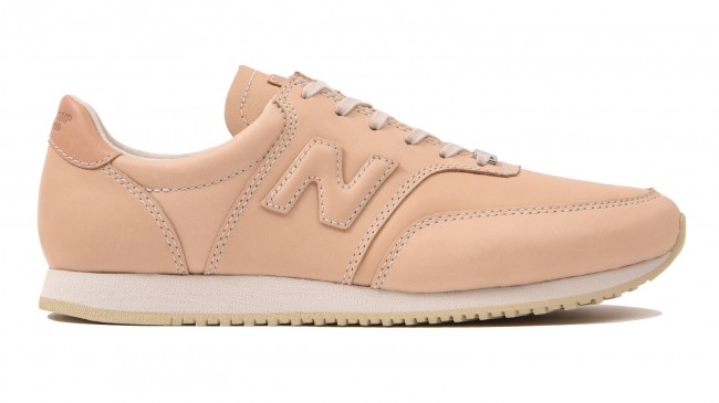 1970年代を彷彿とさせるスリムでロープロファイルなシルエット