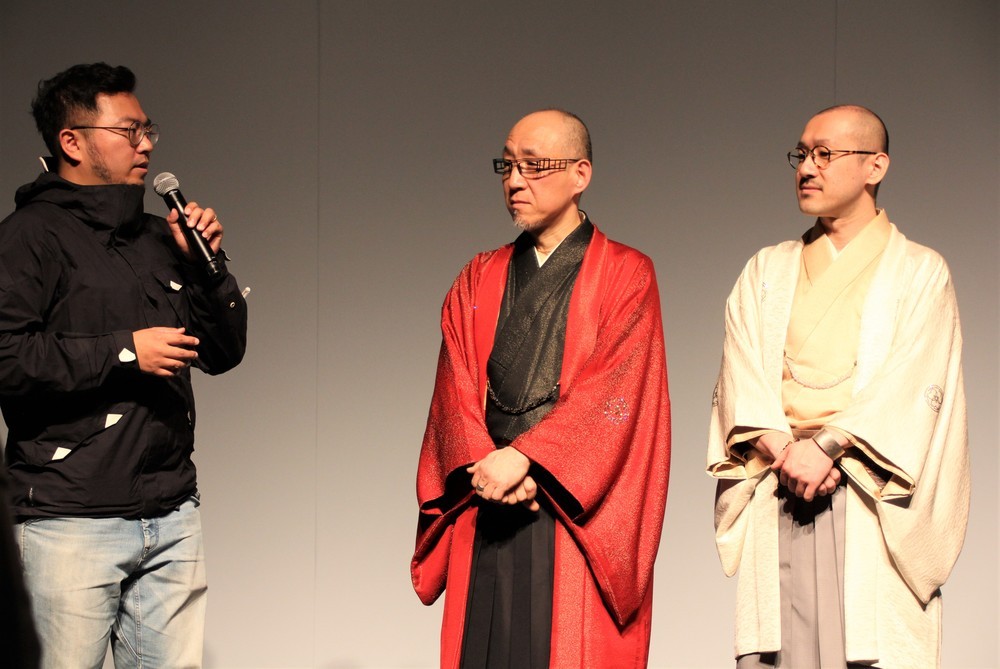 「Moment in Composition」を手掛けた瀬賀誠一さん、波戸場承龍さん、波戸場耀次さん（左から）
