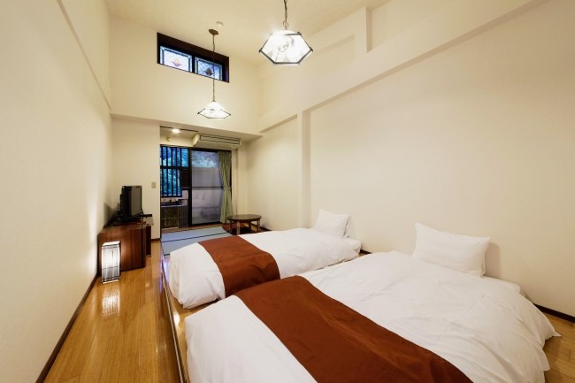 ススキの原一の湯本館などが対象
