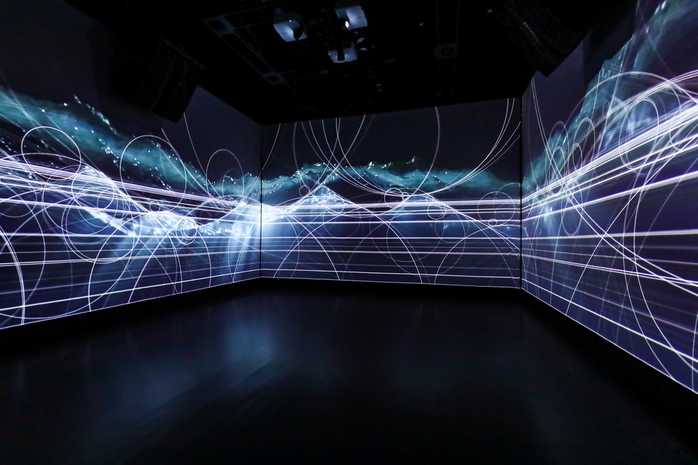 「Moment in Composition」