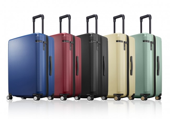 ジッパー開くと容量が増える国産スーツケース 旅先で荷物が増えても安心