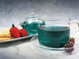 ハーブティーか、ひつじのアロマストーンが選べる