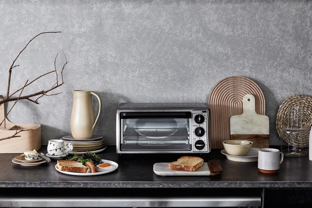 日常使いに必要な機能まとめたオーブントースター　英「ラッセルホブス」