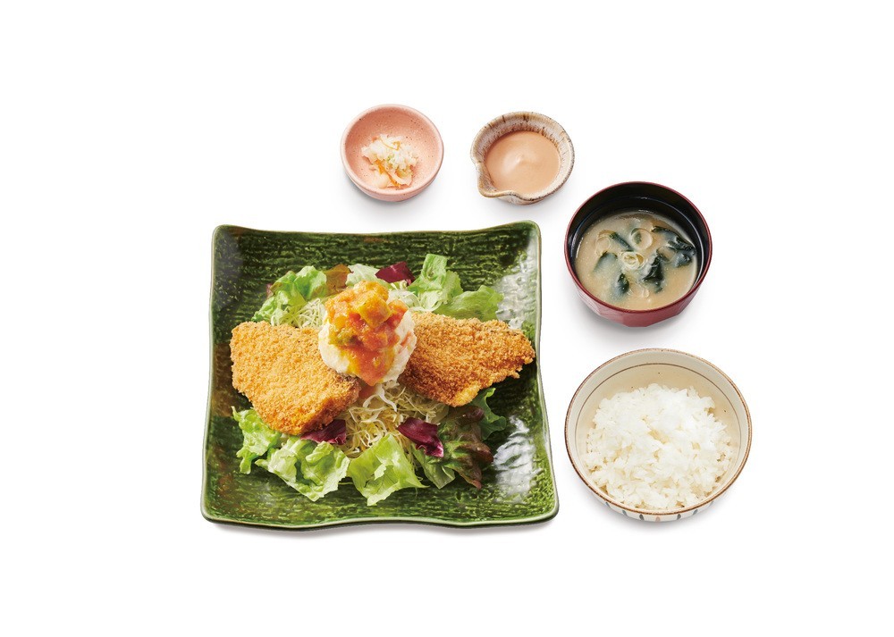 鹿児島県産寒ブリ味わえる　大戸屋の期間限定メニュー「サクッふわっぶりカツ定食」