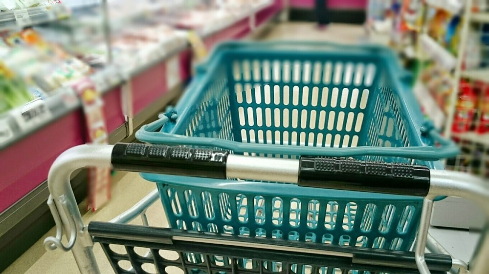 パニック「買いだめ」やめて通常の買い物を　農水省に聞く食料備蓄の心得