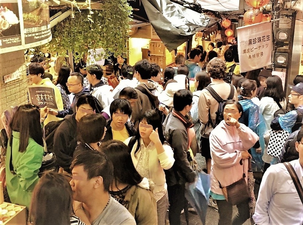 混沌こそ台湾の味　東山彰良さんが語る故郷の「ぶっかけ飯」その他