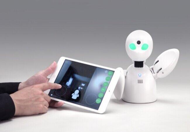 コロナ患者の療養施設にロボット「OriHime」導入　PC・タブレットで遠隔操作、配膳やサポート対応可能