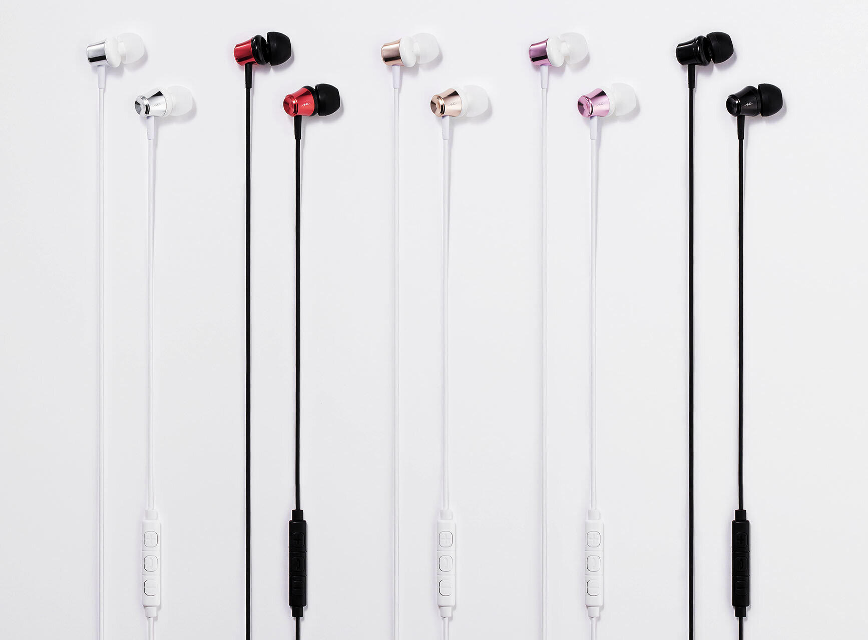 音の遅延を気にせず使えるLightning接続イヤホン