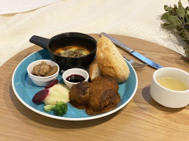 本格サウナのあとは個室でくつろげる