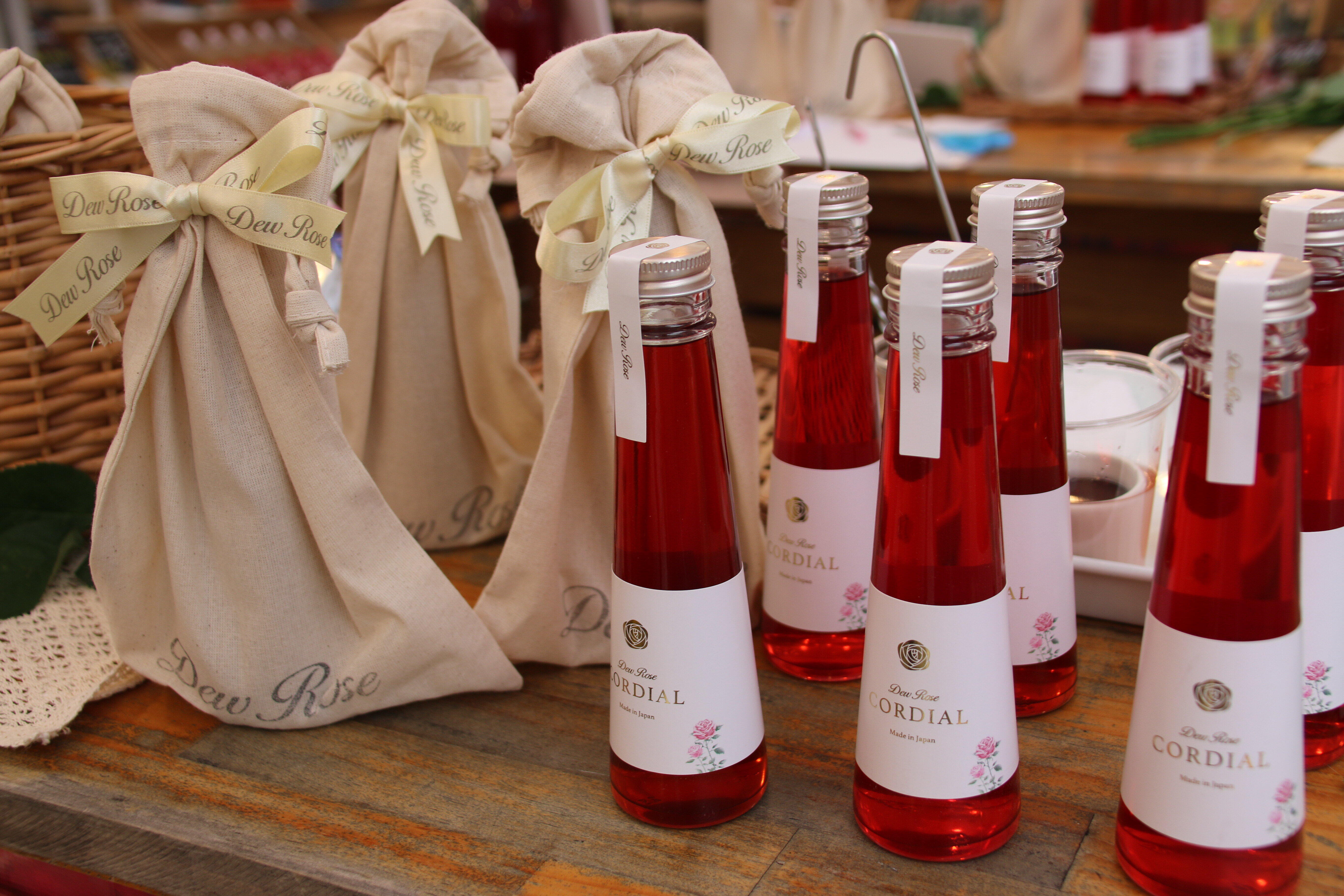 父の日に「ありがとう」とバラのシロップを　農薬、化学肥料、動物性肥料使用せず