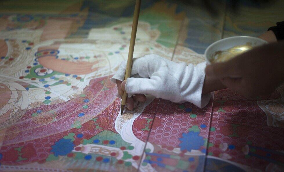 繊細で華麗な高麗仏画、修復復元と材料研究で彩色技法を解明