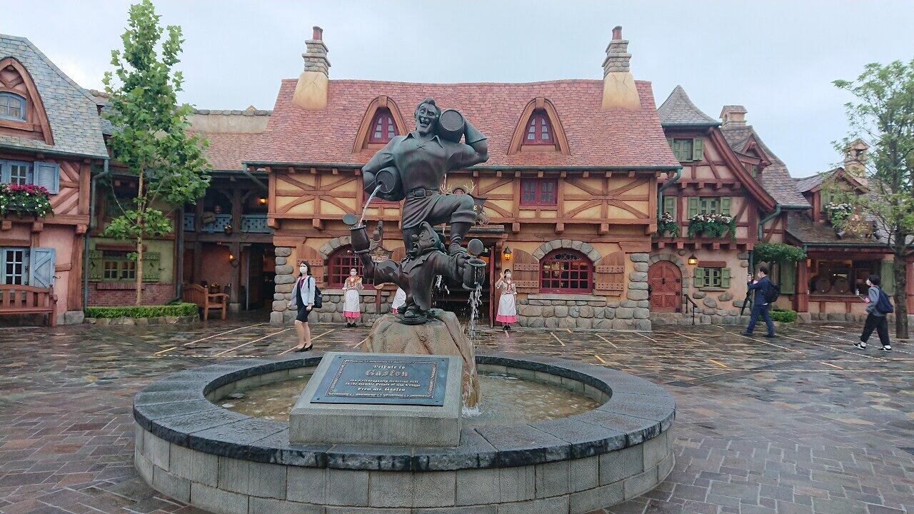 ラ・タベルヌ・ド・ガストン正面