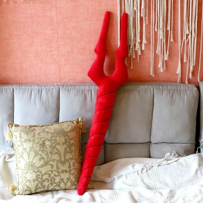 「エヴァンゲリオン」グッズ　ロンギヌスの槍ぬいぐるみ、エントリープラグ風寝袋