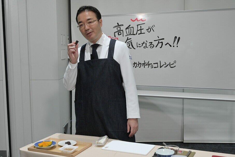 高カカオチョコでおいしく「在宅習慣病」予防　医師が「嗜好品活用法」説明