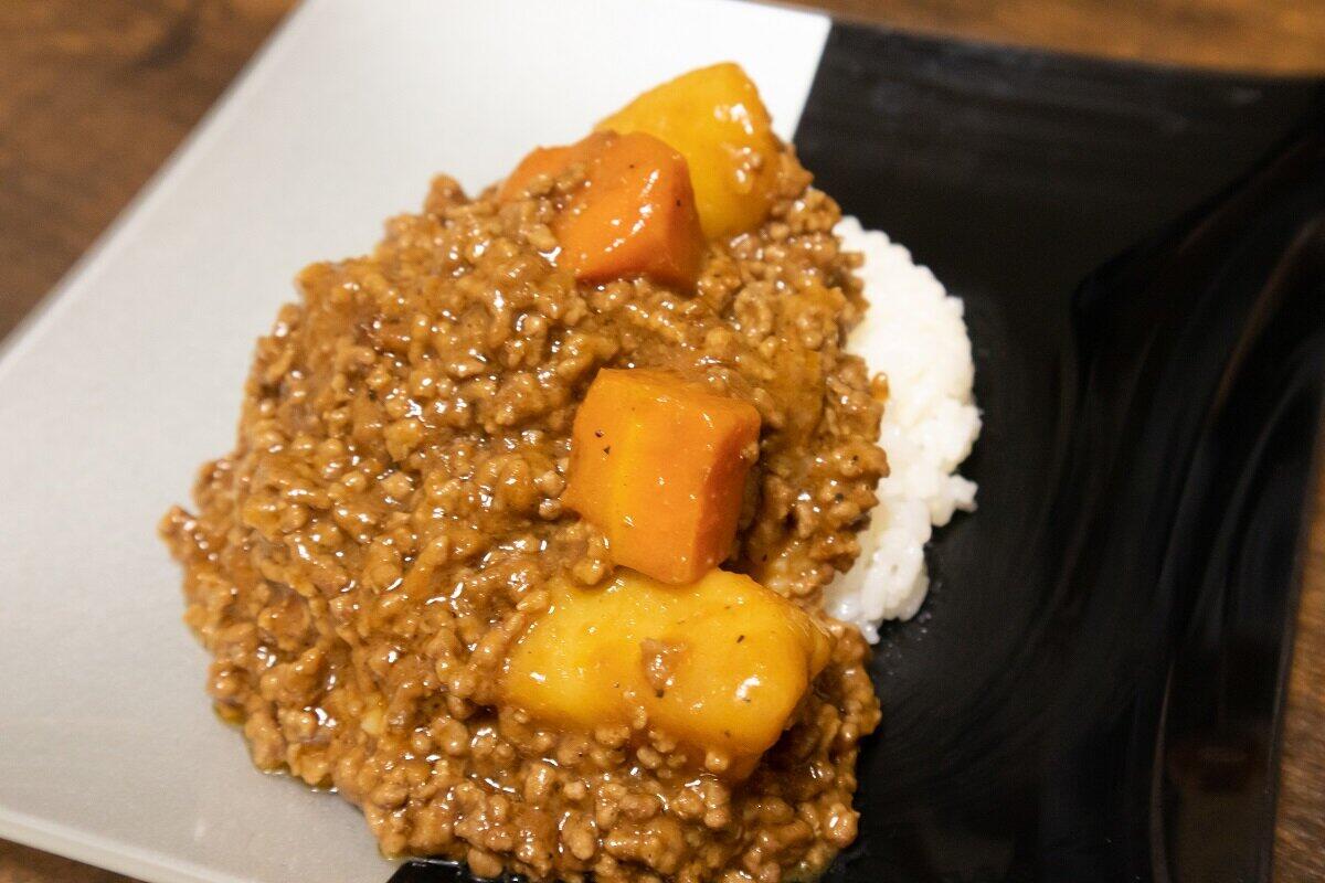 ドライカレー（市販のカレー使用）