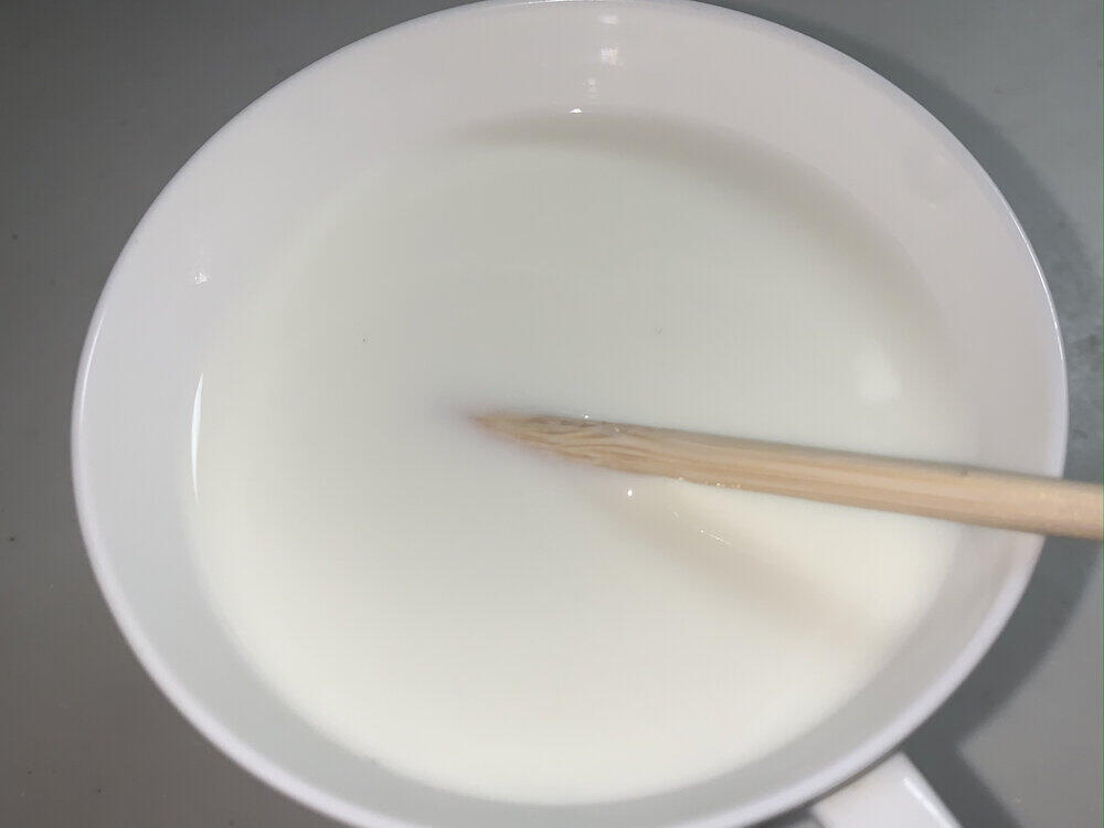 箸を入れてみても膜はない