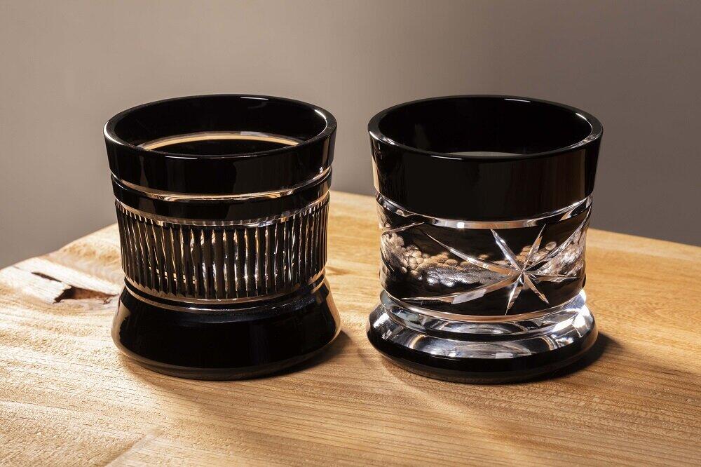 キヤノン監修、「江戸切子レンズグラス」　カメラやレンズがモチーフの文様