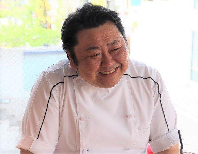 ヘッドシェフを務めるヒロ・ヤマモト氏