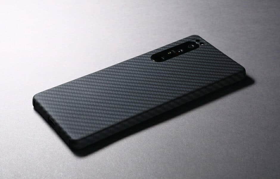 ソニー「Xperia 1 III」向けケース2種　シェル型は薄型軽量