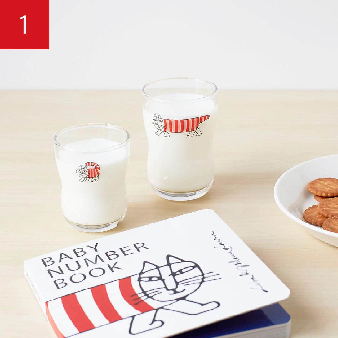 「つよいこグラス」と「BABY NUMBER BOOK」