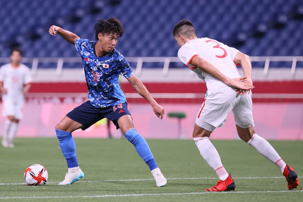 東京五輪のメキシコ戦でプレーする林大地選手（写真：AFP/アフロ）