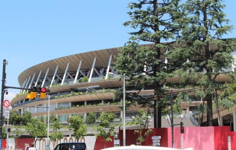 東京五輪閉会式「コロナ禍」での演出　64年大会で始まった「平和の行進」あるか