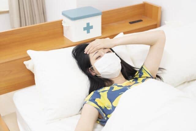 ワクチン副反応がひとり暮らしを襲う　若者が直面した想定外あれこれ