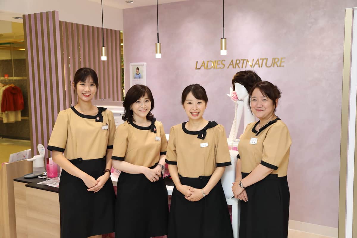 笑顔を絶やさず、明るいサロン作りを目指しているという