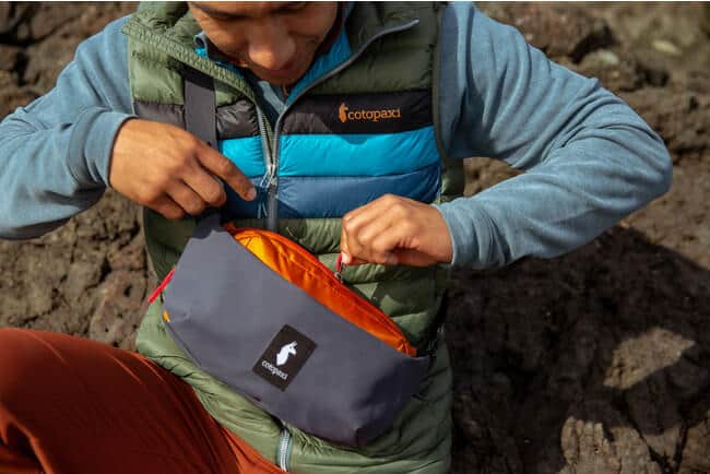 ヒップパックや、ワンショルダーバッグ、バックパックなど3種展開